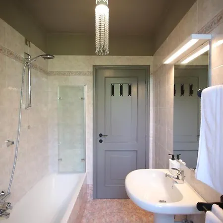 Wonderful Front Near Bellagio Apartmán Limonta